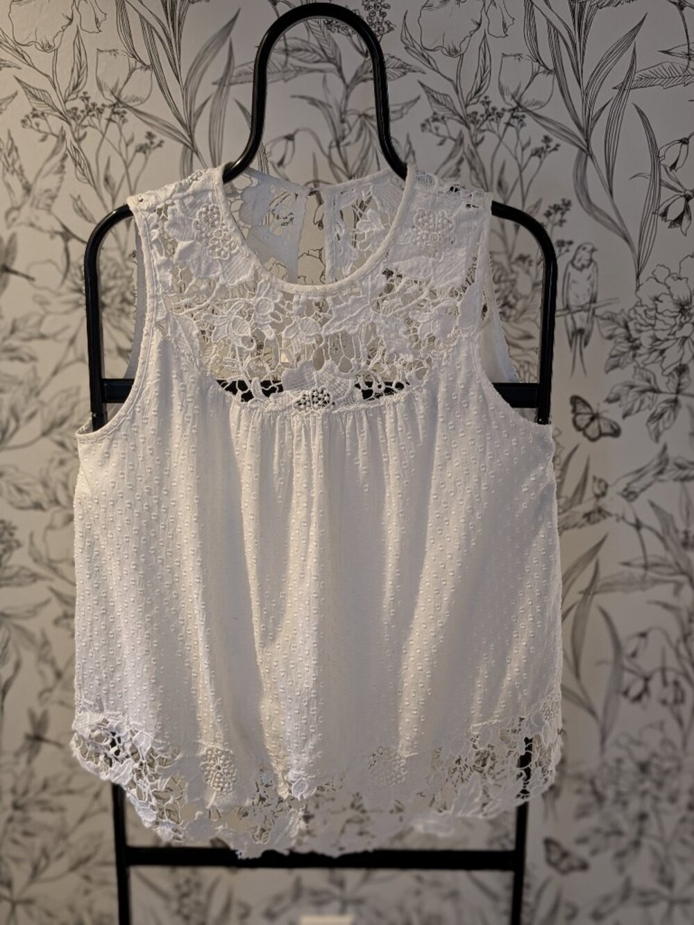 Anthropologie White Lace Sleeveless Blouse | NWT | Size S